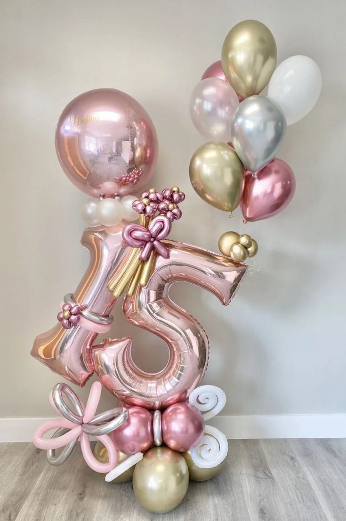 Bouquet de ballons chiffre 15 rose gold personnalisé